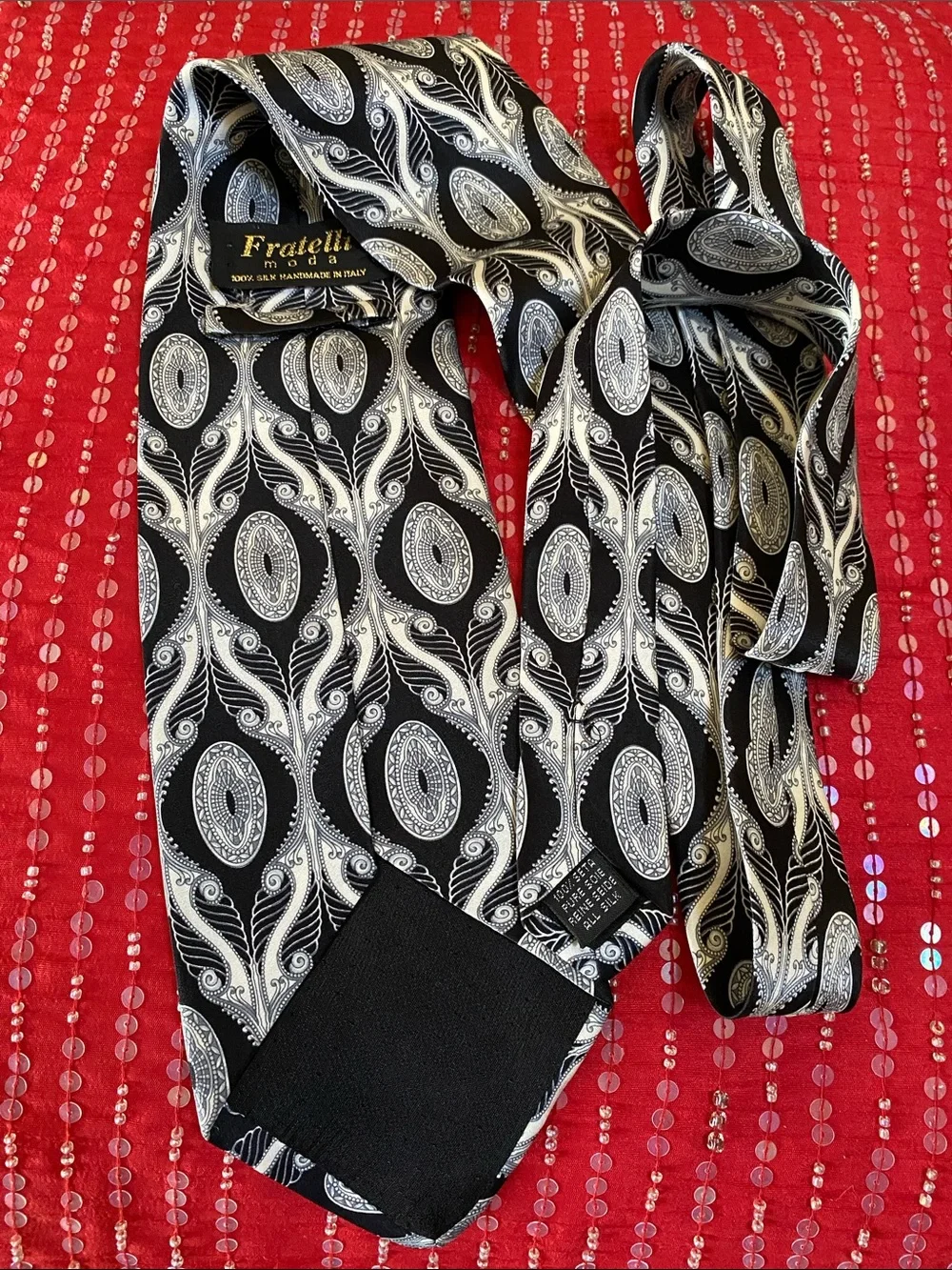 💯 Silk Hand Made In Italy 🇮🇹 Stunning Black White Versace Style Print Rare Tie